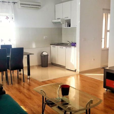 Apartman Колан Екстер'єр фото