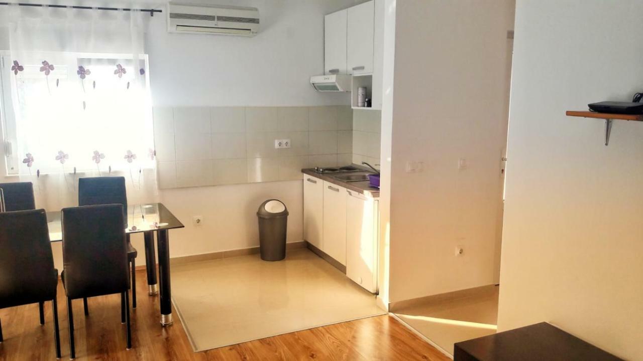 Apartman Колан Екстер'єр фото